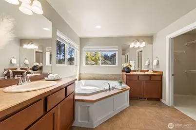 10212 242nd Avenue NE, Redmond, WA 98053 - Photo 14