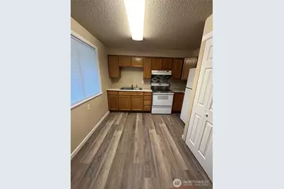 9112 336th Street S, Roy, WA 98580 - Photo 4