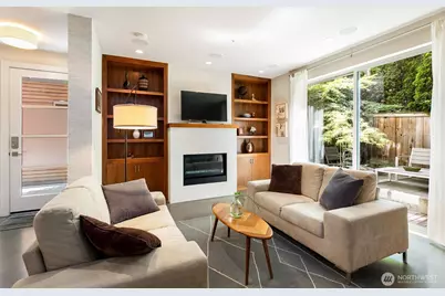 728 Boylston Avenue E #B, Seattle, WA 98102 - Photo 12