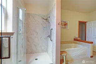 28 Zurich Ct, Camano Island, WA 98282 - Photo 24