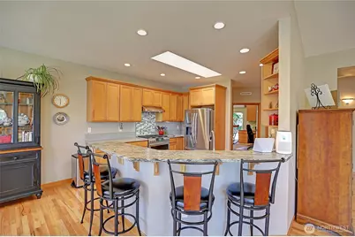 28 Zurich Court, Camano Island, WA 98282 - Photo 8