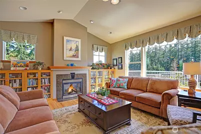 28 Zurich Court, Camano Island, WA 98282 - Photo 2