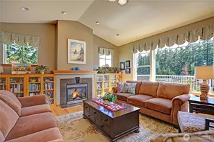 28 Zurich Ct, Camano Island, WA 98282 - Photo 2
