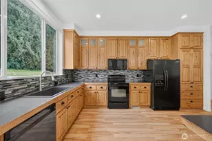 608 Alger CCC Rd, Sedro Woolley, WA 98284 - Photo 12