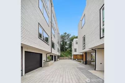 532 W Barrett Street, Seattle, WA 98119 - Photo 28