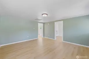 11418 Jovita Blvd E, Edgewood, WA 98372 - Photo 10