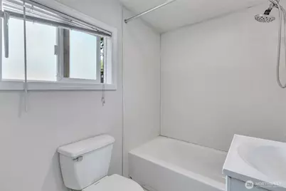6201 44th Avenue E, Tacoma, WA 98443 - Photo 14