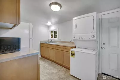 6201 44th Avenue E, Tacoma, WA 98443 - Photo 18