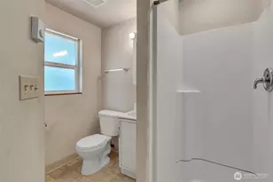 6201 44th Ave E, Tacoma, WA 98443 - Photo 24