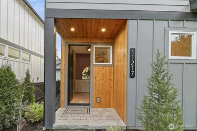 11217 NE 95th Street, Kirkland, WA 98033 - Photo 2