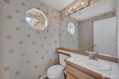 2016 Mill Pointe Drive SE, Mill Creek, WA 98012 - Photo 18