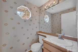 2016 Mill Pointe Dr SE, Mill Creek, WA 98012 - Photo 18