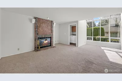 2016 Mill Pointe Drive SE, Mill Creek, WA 98012 - Photo 14