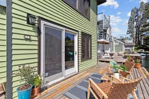 2025 Fairview Ave E, Seattle, WA 98102 - Photo 32