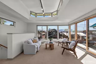2025 Fairview Ave E, Seattle, WA 98102 - Photo 4
