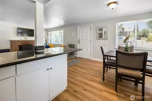 9201 36th Ave S, Seattle, WA 98118 - Photo 10