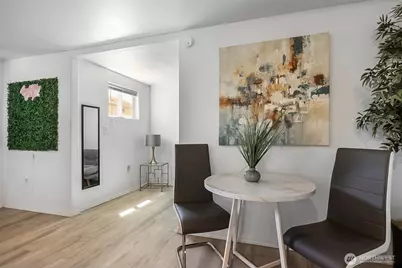 9201 36 Avenue S, Seattle, WA 98118 - Photo 28