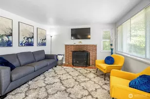 9201 36th Ave S, Seattle, WA 98118 - Photo 4