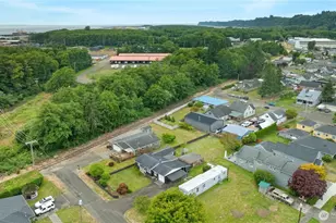 912 & 908 3rd St, Hoquiam, WA 98550 - Photo 28