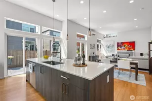 4042 Martin Luther King Jr Way S, Seattle, WA 98108 - Photo 12