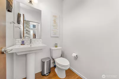 4042 Martin Luther King Jr Way S, Seattle, WA 98108 - Photo 8