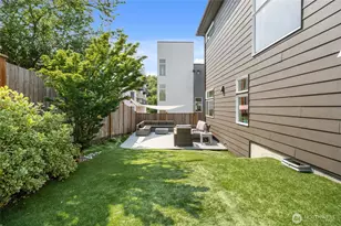 4042 Martin Luther King Jr Way S, Seattle, WA 98108 - Photo 32