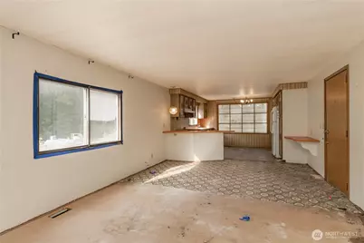 17636 118th Avenue SE, Renton, WA 98058 - Photo 16