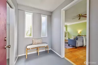 1427 Burwell Street, Bremerton, WA 98337 - Photo 6