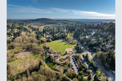 7238 Lakemont Boulevard SE, Bellevue, WA 98006 - Photo 34
