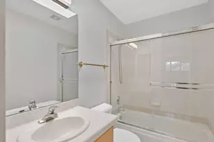7850 123rd Ave NE, Kirkland, WA 98033 - Photo 14
