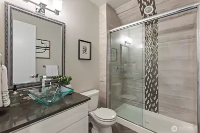 15204 Greenwood Avenue N, Shoreline, WA 98133 - Photo 14