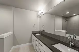 15204 Greenwood Ave N, Shoreline, WA 98133 - Photo 26