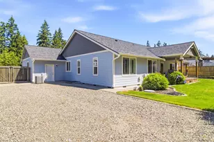 408 Raintree Loop Ct SE, Rainier, WA 98576 - Photo 6