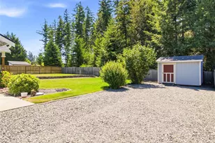 408 Raintree Loop Ct SE, Rainier, WA 98576 - Photo 4