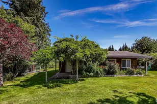 6701 Holst Rd, Clinton, WA 98236 - Photo 28