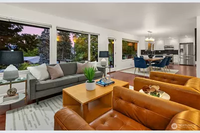 6425 Hampton Road S, Seattle, WA 98118 - Photo 4