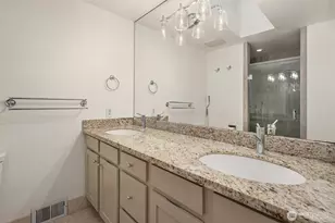 6425 Hampton Rd S, Seattle, WA 98118 - Photo 18