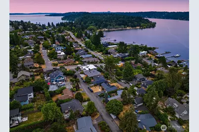 6425 Hampton Road S, Seattle, WA 98118 - Photo 34