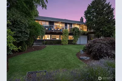 6425 Hampton Road S, Seattle, WA 98118 - Photo 32