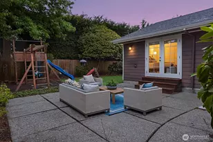 6425 Hampton Rd S, Seattle, WA 98118 - Photo 30