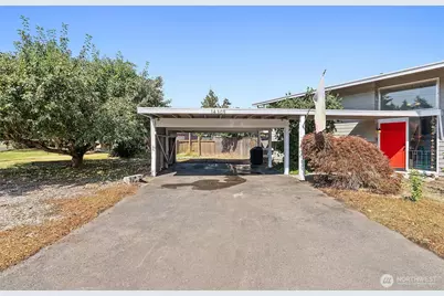 14309 Golden Given Road E, Tacoma, WA 98445 - Photo 2