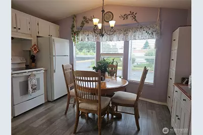 2423 Leisure Lane, Centralia, WA 98531 - Photo 8