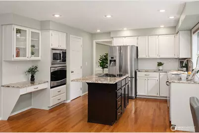 13014 NE 197th Place, Woodinville, WA 98072 - Photo 12