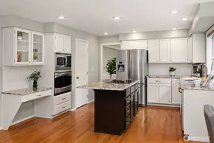 13014 NE 197th Pl, Woodinville, WA 98072 - Photo 12