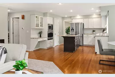 13014 NE 197th Place, Woodinville, WA 98072 - Photo 22