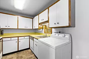 3209 Hoyt Ave, Everett, WA 98201 - Photo 8