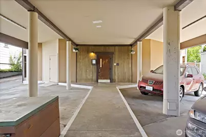3209 Hoyt Avenue #302, Everett, WA 98201 - Photo 2