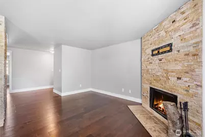 12404 E Gibson Road #M202, Everett, WA 98204 - Photo 10