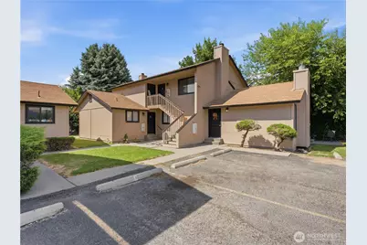 1321 Maple Street #A, Wenatchee, WA 98801 - Photo 4