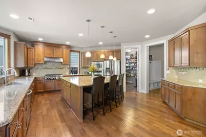 10082 240th Avenue NE, Redmond, WA 98053 - Photo 16